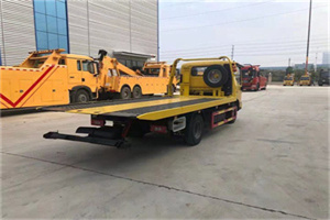 古县非事故拖车